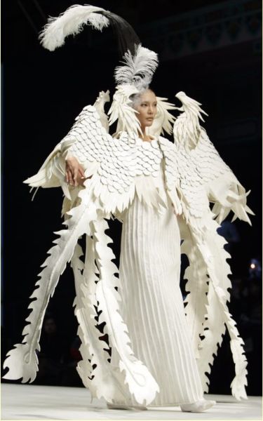Fichier:Costume-Imperial.jpg
